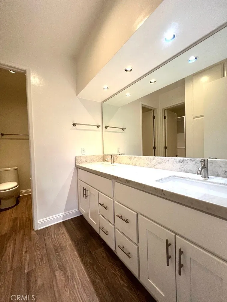 700 S Lake Avenue 111, Pasadena, California 91106 home-pic-29